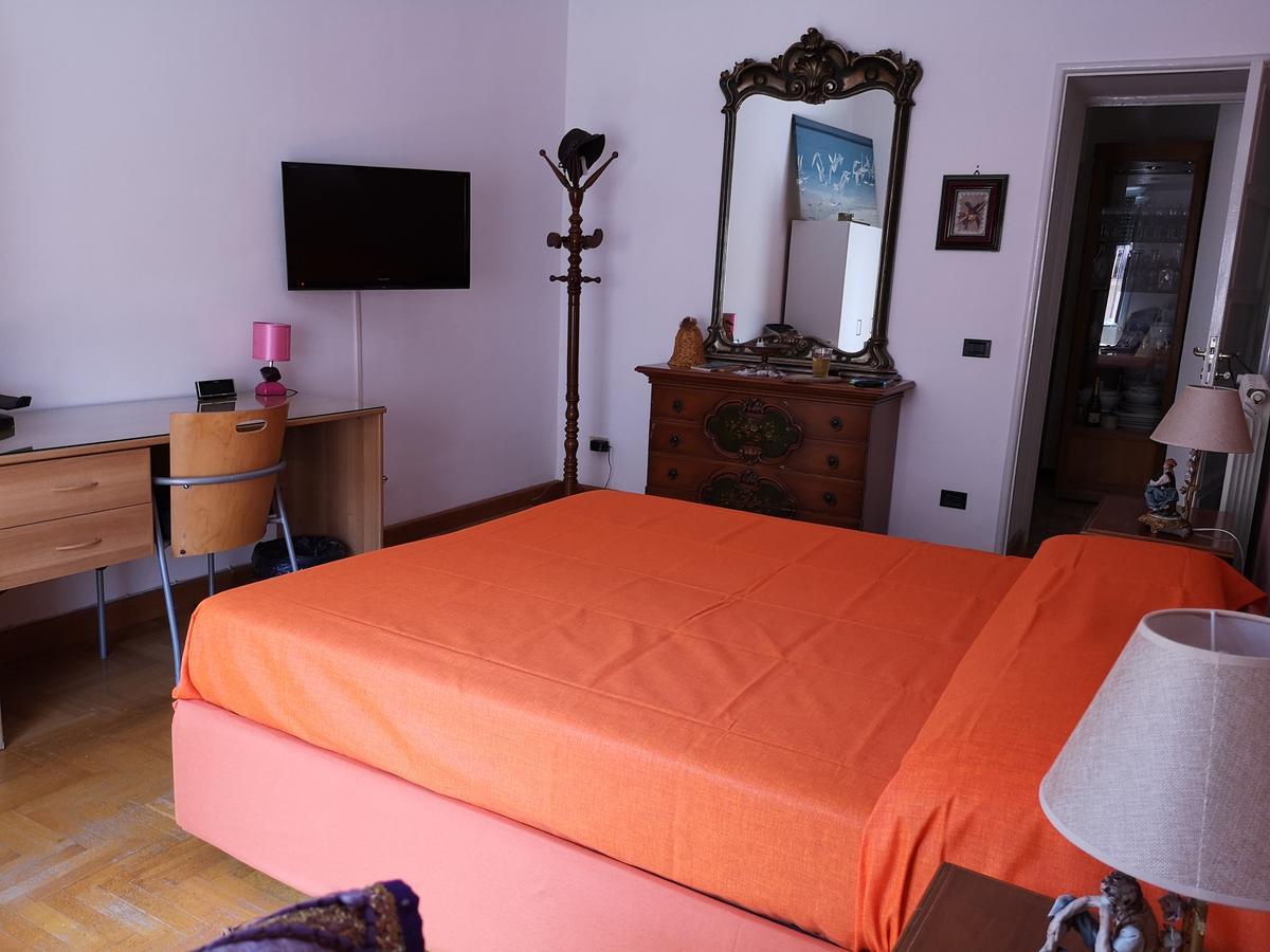 B&B Smiling 那不勒斯 外观 照片